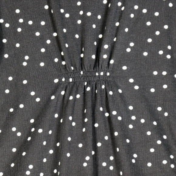 A Glow Black Polka Dot Maternity Blouse Medium Textured Top Ruched Front Back - Picture 4 of 9